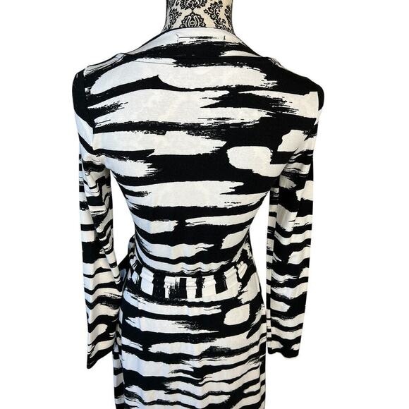 Grayson Wrap Dress Striped Black Long Sleeve Knee Length Casual Soft Size XS - Picture 6 of 7